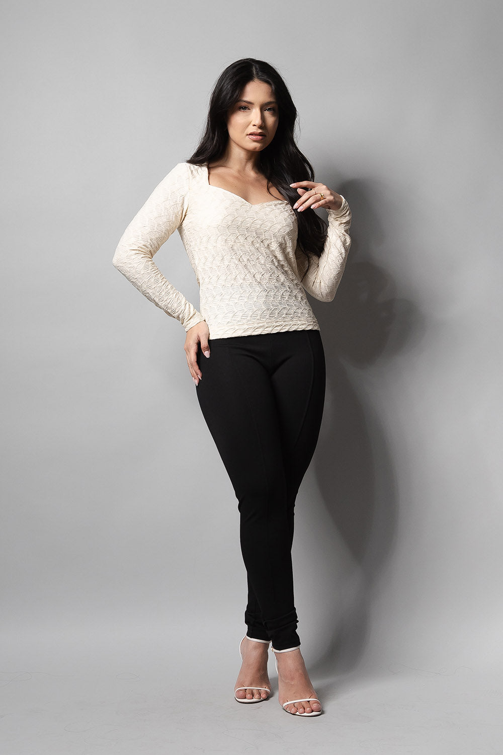Blusa Loft 1404 Manga Longa Design 20994 Bege