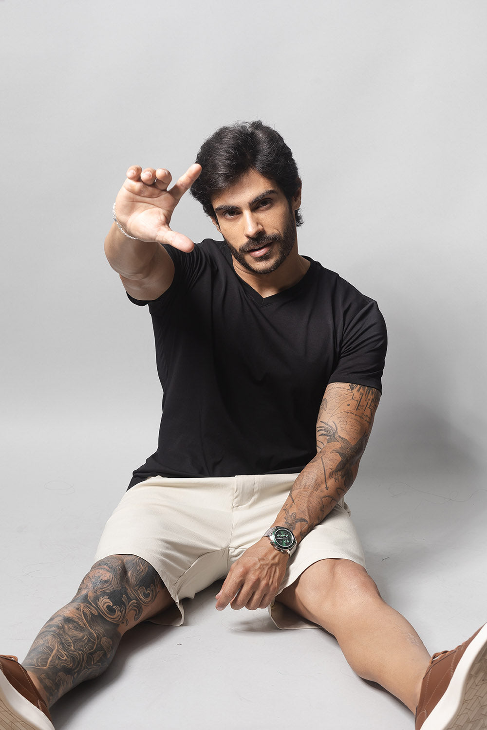 Camiseta Masculina Decote V 320008 Preto