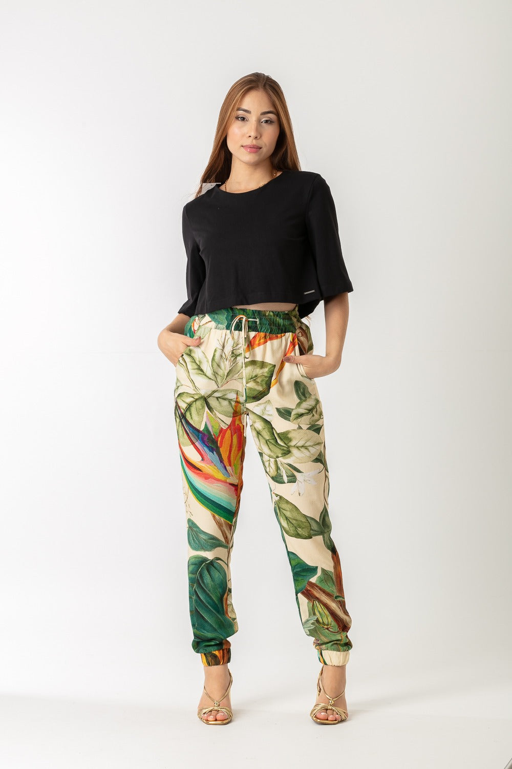Cropped Loft 1404 Manga Sino Estampada 18032 Preto
